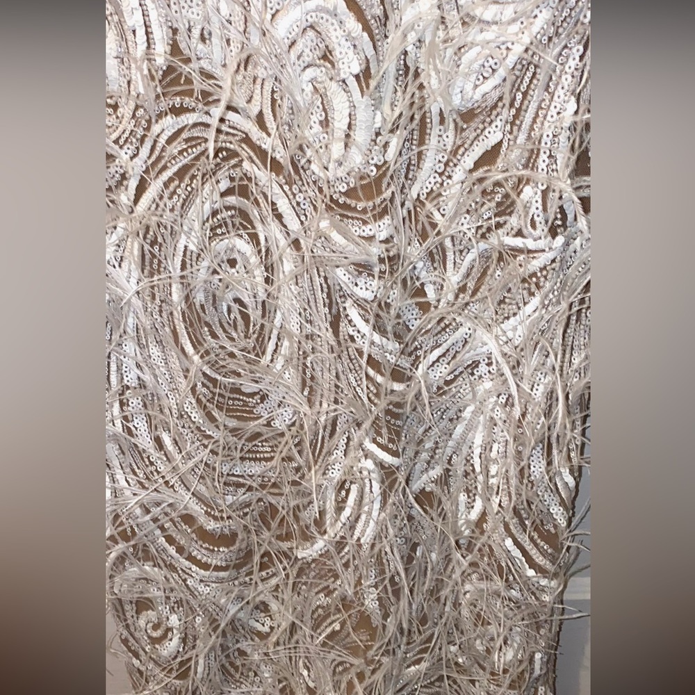 Custom made gown - Picture 4 of 4